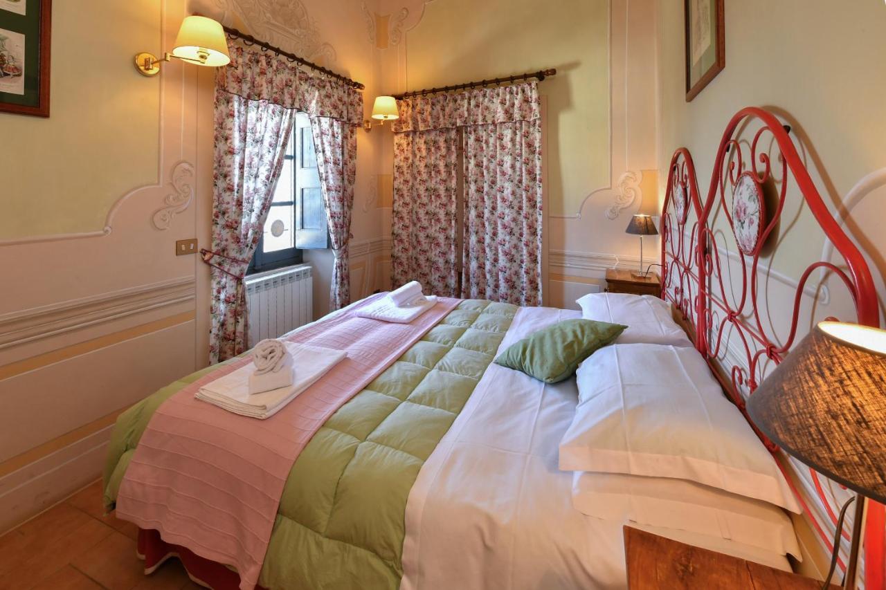 Castello Costaguti Hotel Roccalvecce Eksteriør billede