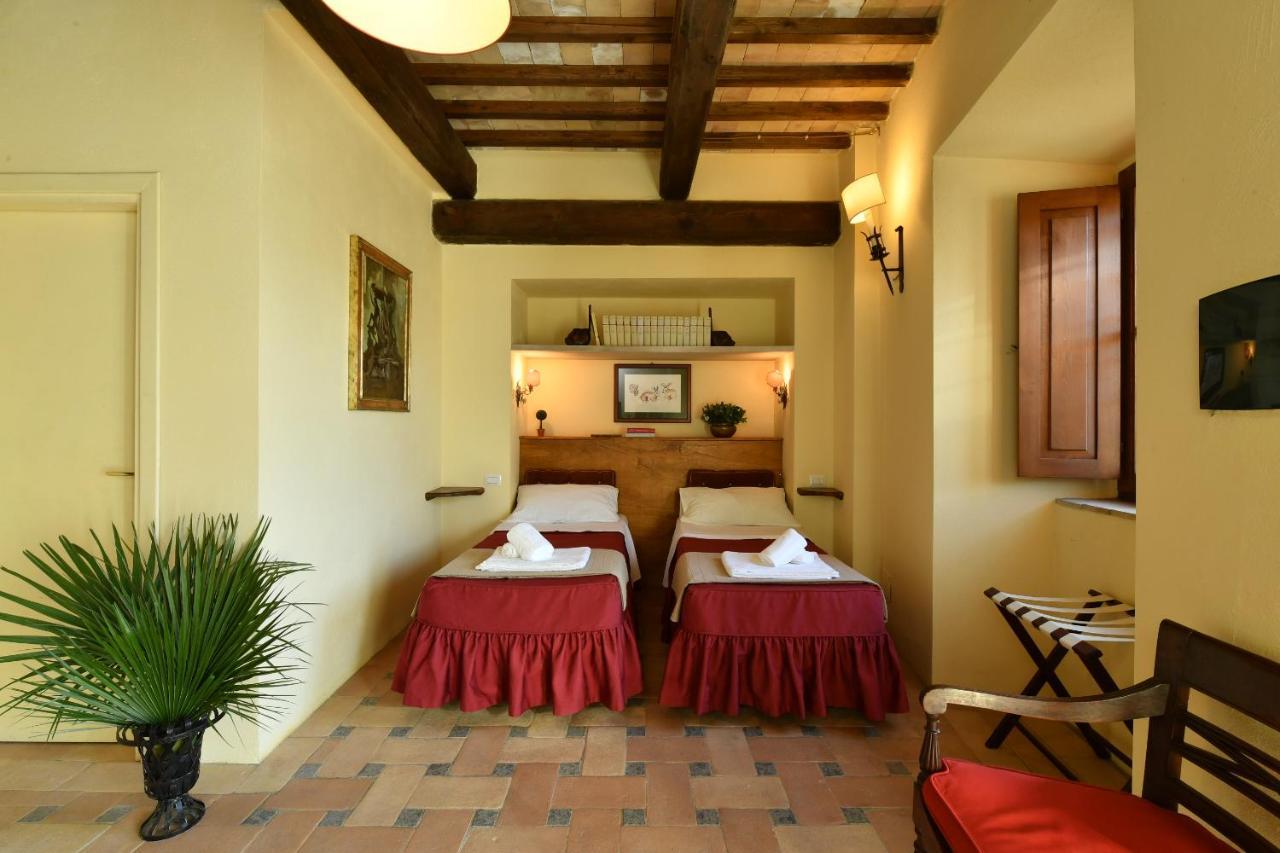 Castello Costaguti Hotel Roccalvecce Eksteriør billede