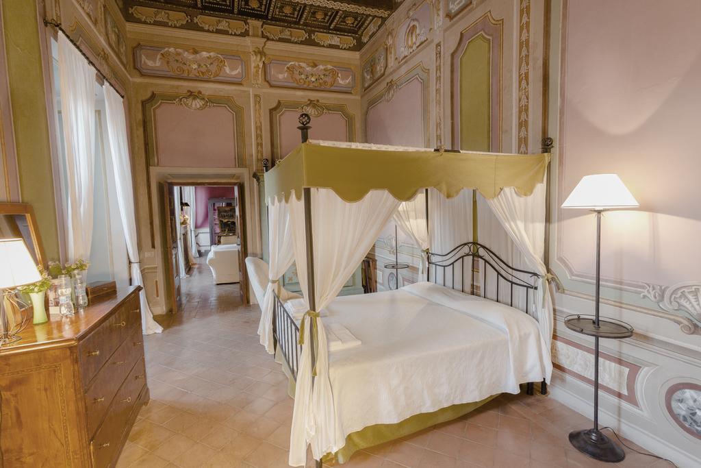 Castello Costaguti Hotel Roccalvecce Værelse billede
