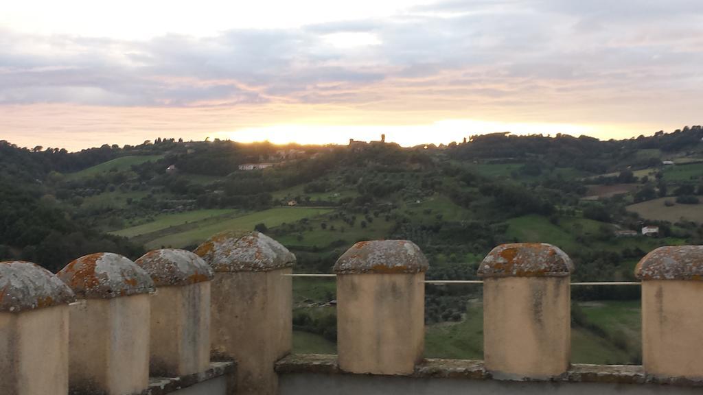 Castello Costaguti Hotel Roccalvecce Eksteriør billede